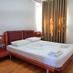 Hotel Vola