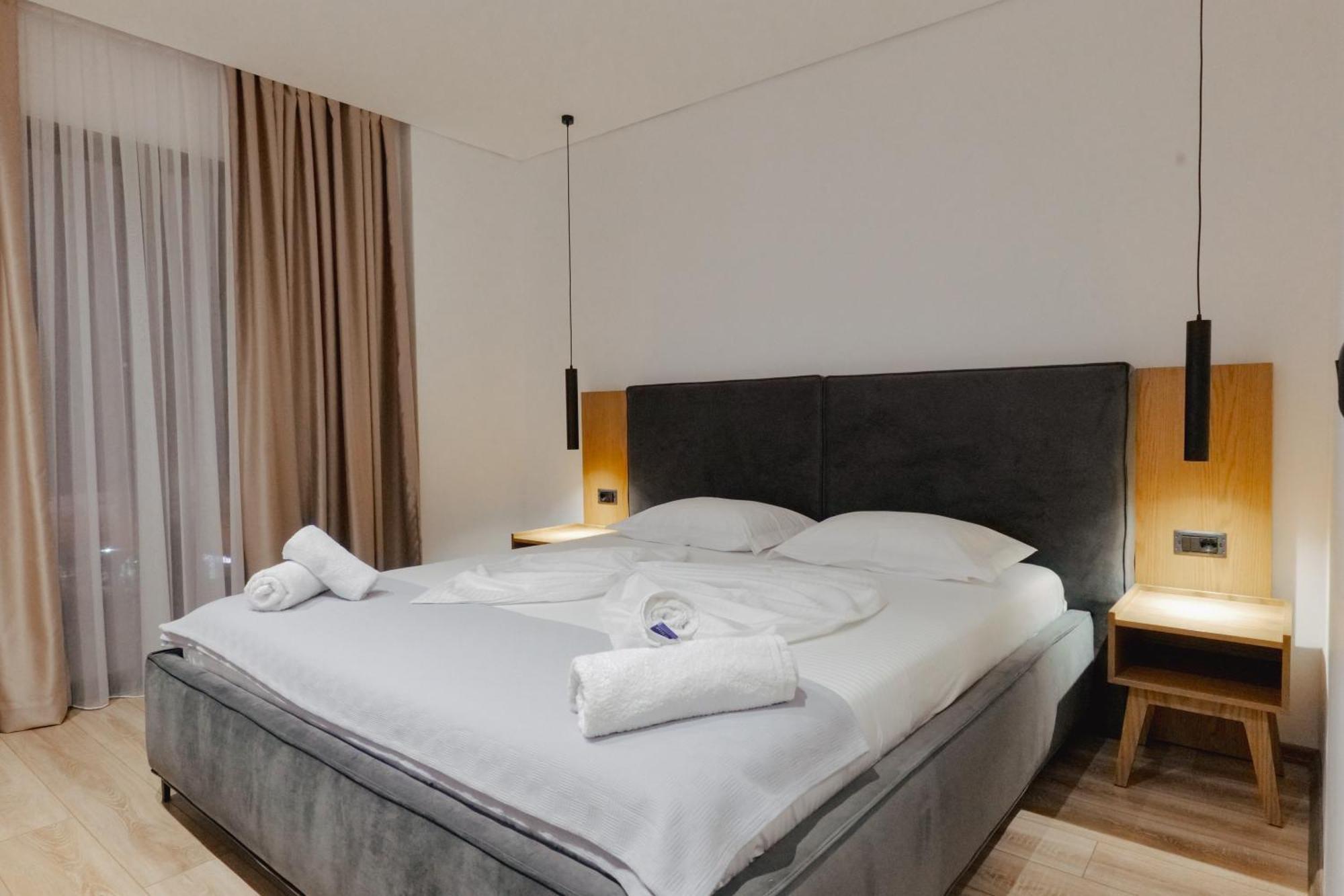 Vola 4* Sarandë