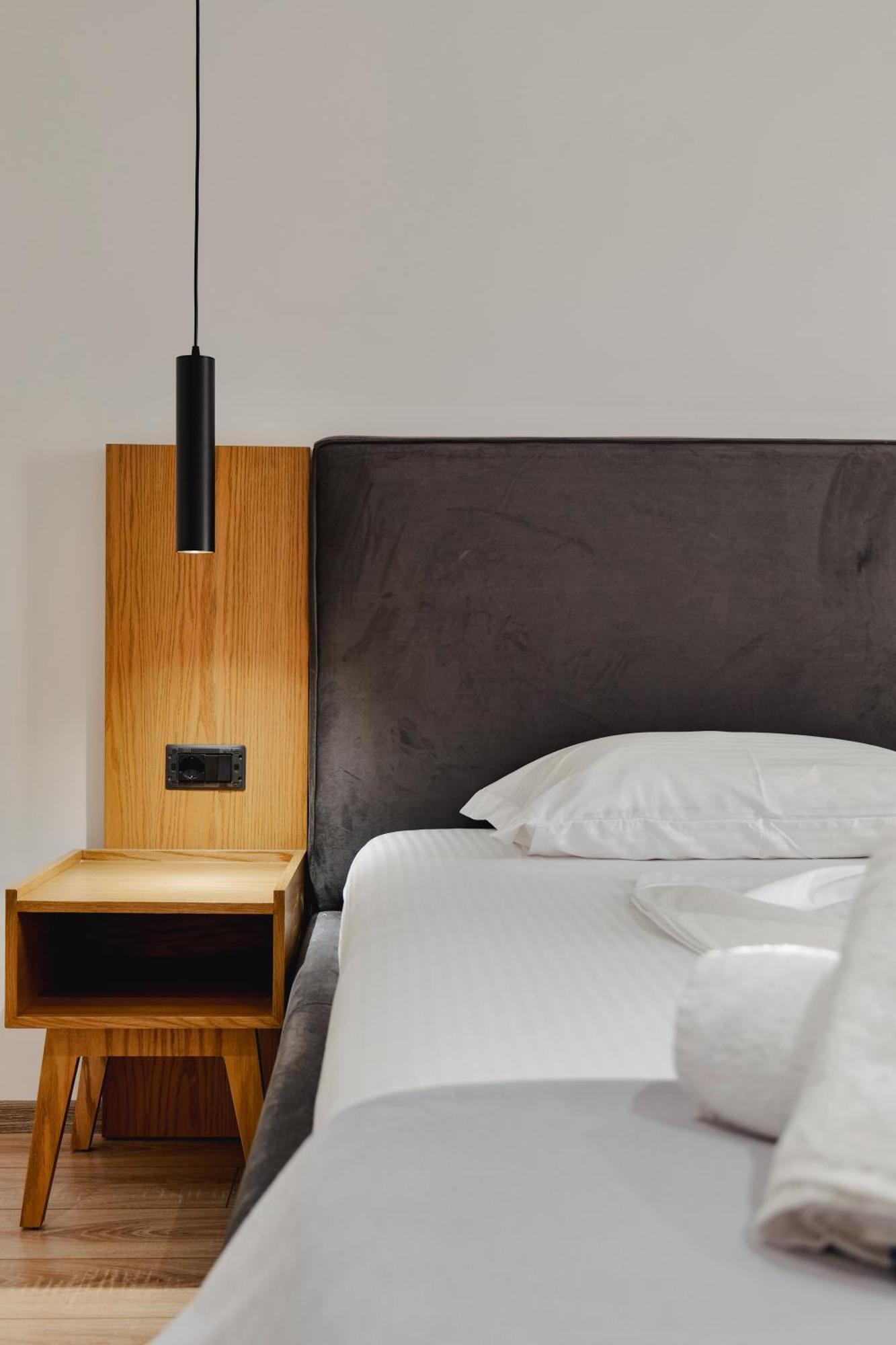 Hotell Vola 4*