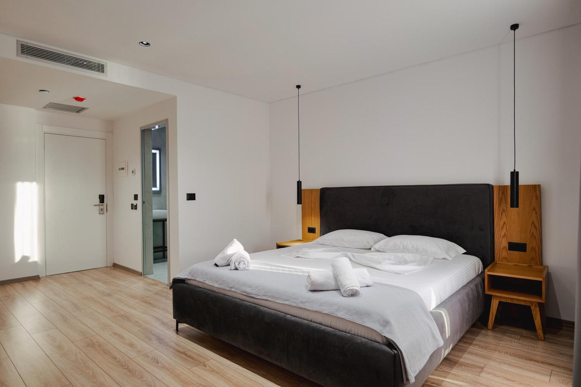 Hotell Vola 4*
